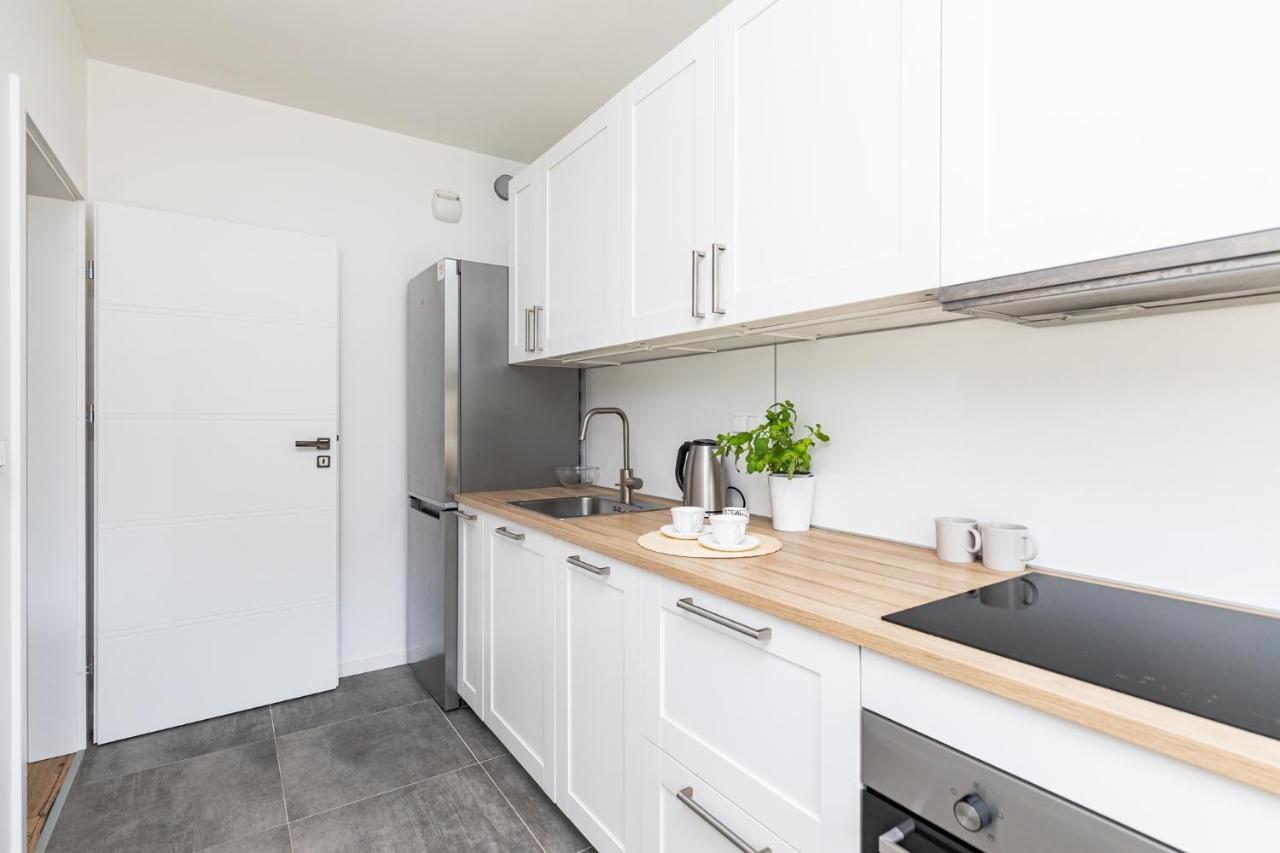 Superapart Fort Wola 12C Warsaw Ngoại thất bức ảnh